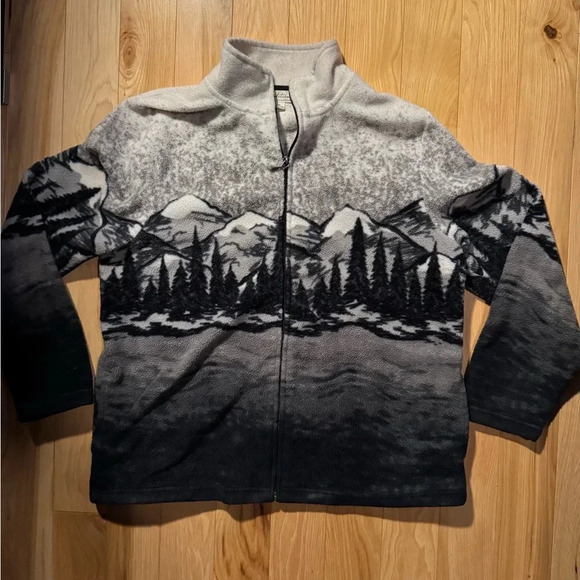 Tradition Sweaters - Vintage  Moutain Full Zip Sweater